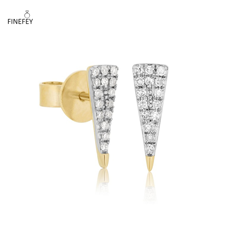FINEFEY 925 Sterling Silver Triangle Cubic Stud Ea...
